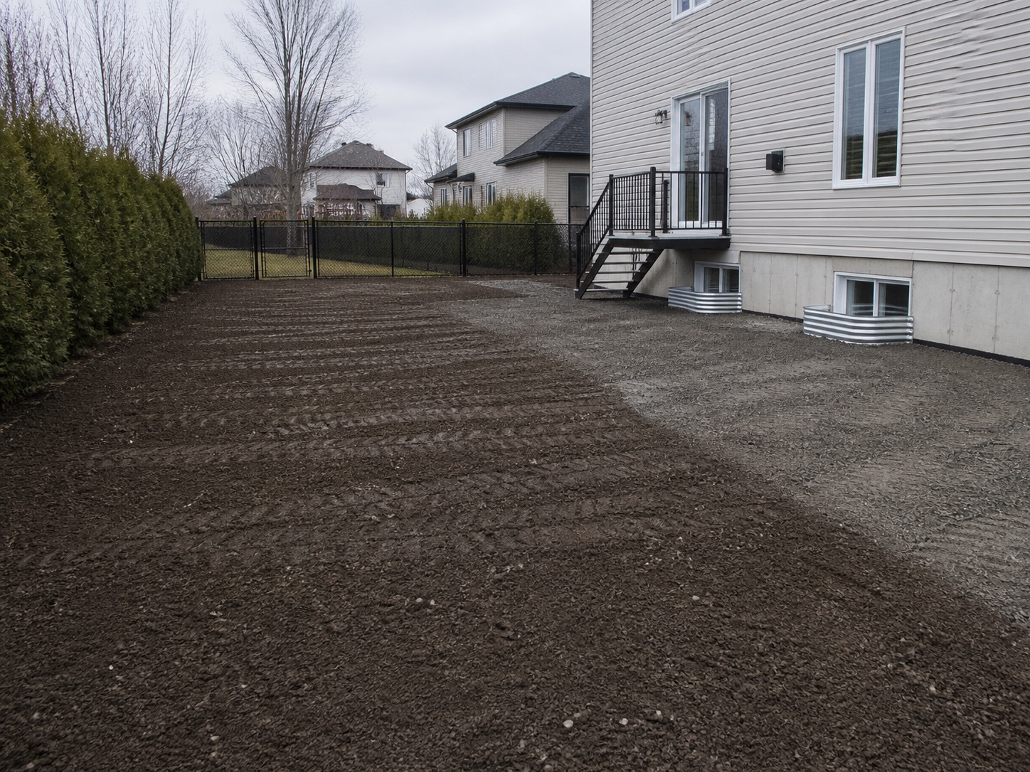 Terrain régradé avec pente positive